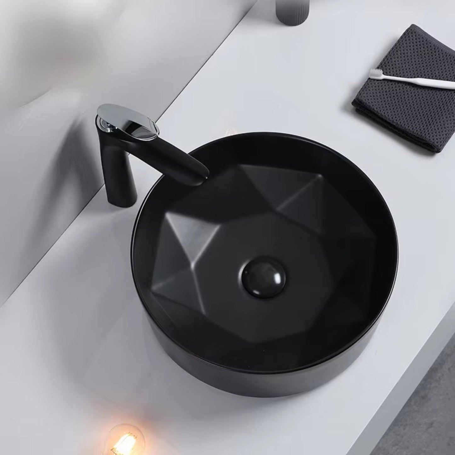 2020 Sanitary Ware WC Toilet Manufacturer Bathroom Ceramic Lavatory Black Plated round Shape Bathroom Sink
