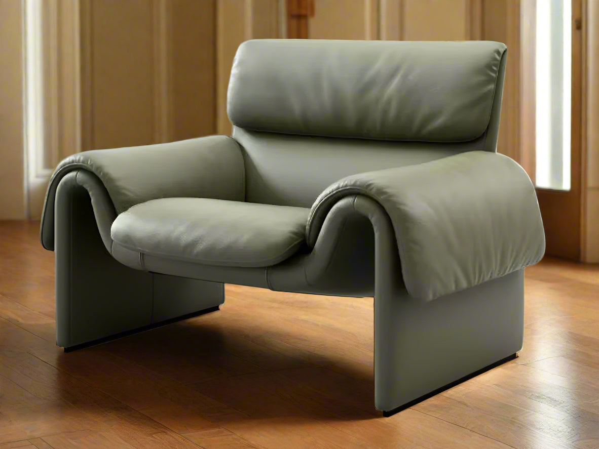 Contemporary Leather Sofa Set for Home and Hotel: Elegant Living Room Furniture for Dining and Bedroom