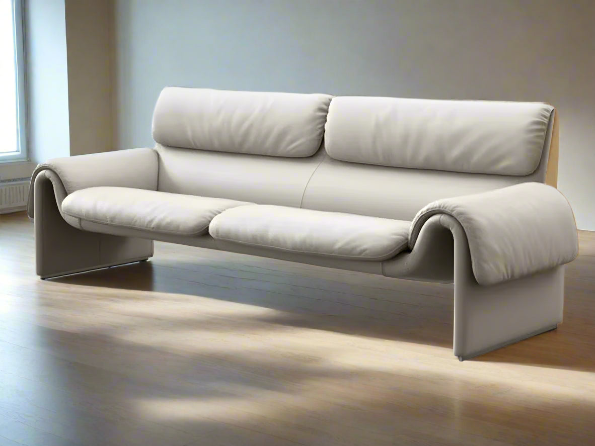 Contemporary Leather Sofa Set for Home and Hotel: Elegant Living Room Furniture for Dining and Bedroom