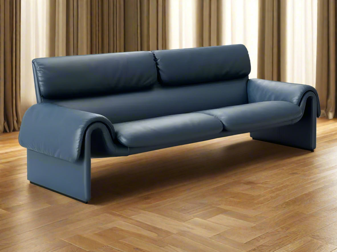 Contemporary Leather Sofa Set for Home and Hotel: Elegant Living Room Furniture for Dining and Bedroom