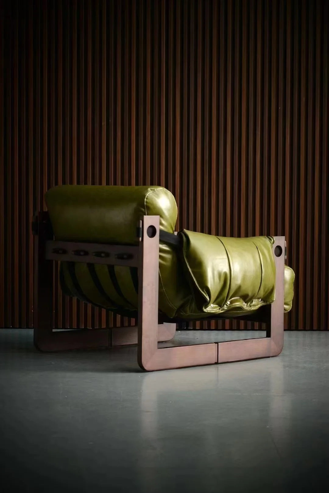 Nordic Grace | Modern Fabric Lounge Dining Chair with Solid Wood Elegance