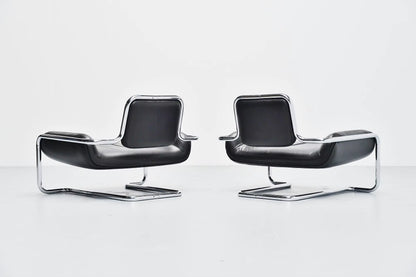 Nordic Designer Stainless Steel Convex Lounge Chair for Living Room and Private Spaces