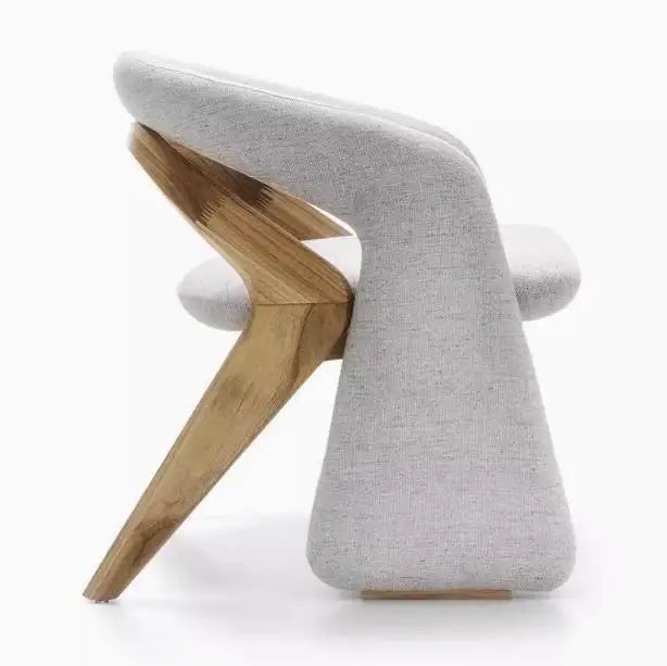 Italian Elegance | Modern Designer Armchair for Dining, Hotel & Home Reception
